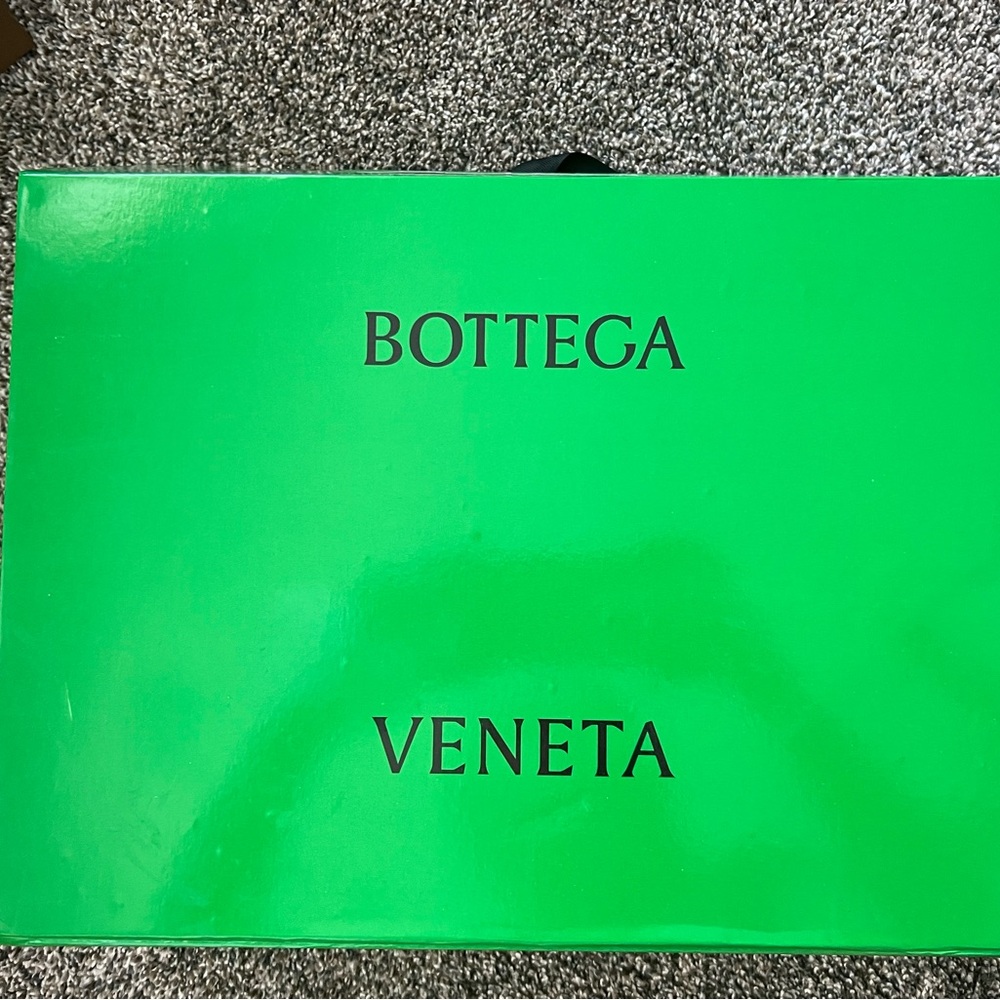 Bottega Veneta Green Box